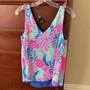 Lilly Pulitzer NWT, reversible, polyester, Florin top.  Size S.